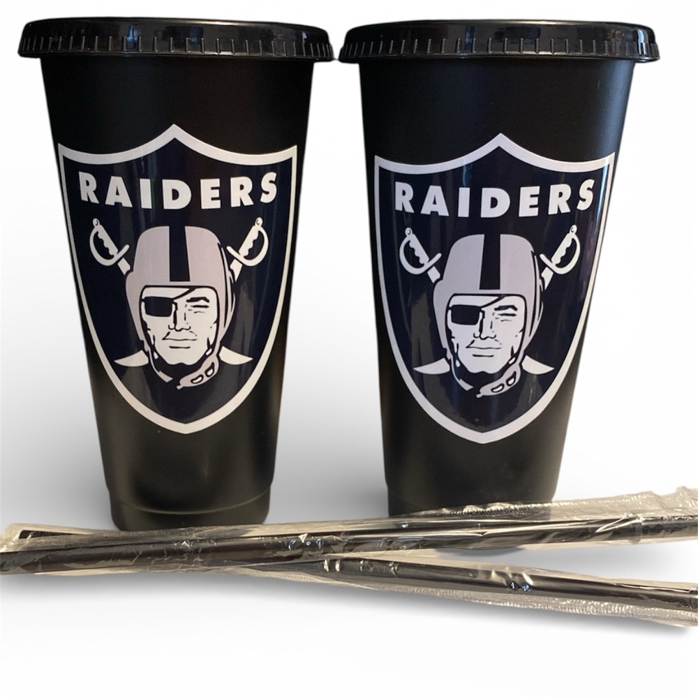 2 handmade Las Vegas Raiders 24 oz reusable plastic cups w/ lids & straws black